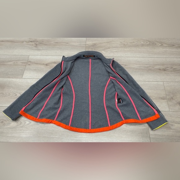 FREUEN SCHUH Gray and Yellow Women's Sweater 💛💖 - Picture 6 of 9